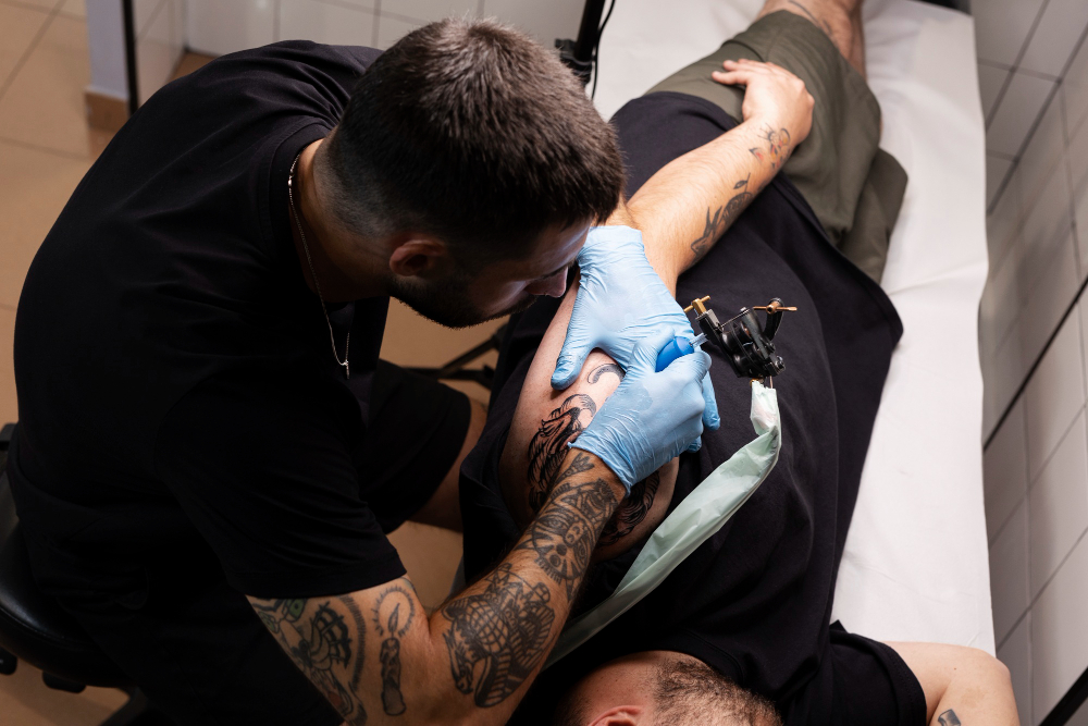 From Stencil to Skin: What to Expect During a Tattoo Session