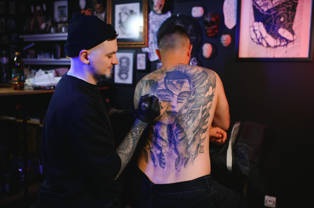How to Choose the Right Tattoo Shop for You